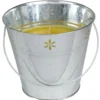 Bougie citronnelle dans seau