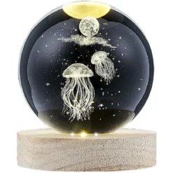 Boule de cristal gravée socle LED thème méduse Ø9xH10cm