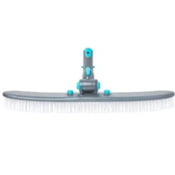 Brosse longue pour piscine