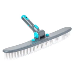 Brosse longue pour piscine
