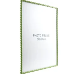 Cadre photo bord vague plastique coloré 54x74cm pour photo 50x70cm (3 modèles)