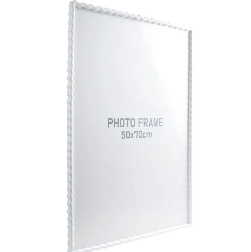Cadre photo bord vague plastique coloré 54x74cm pour photo 50x70cm (3 modèles)