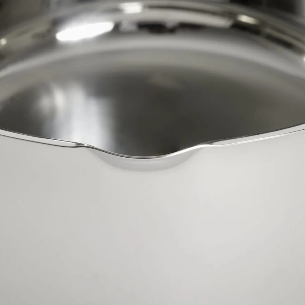 Casserole tous feux dont induction tout inox Ø18cm