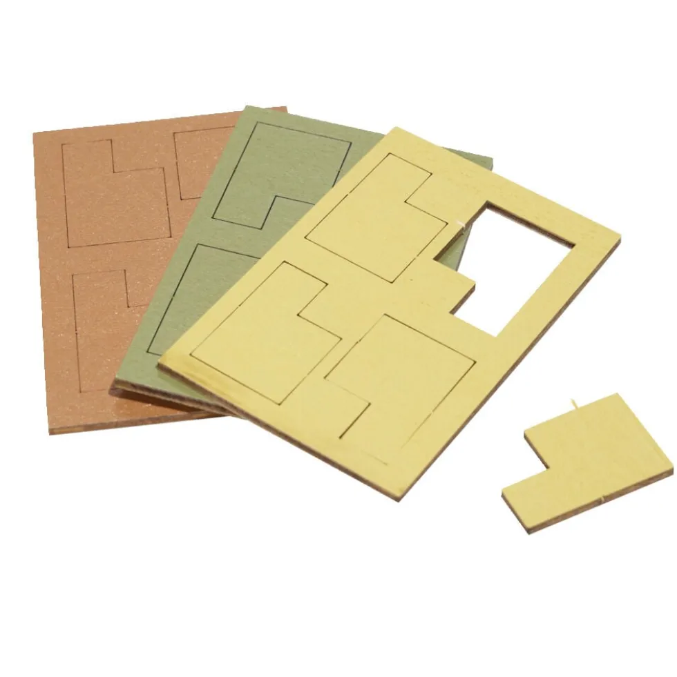 Casse-tête en bois - 8 modèles