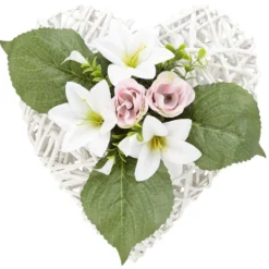Coeur en rotin + rose artificielle rose blanc H18 cm