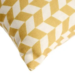 Coussin carré motif chevron bicolore 45x45cm (2 modèles jaune ou bleu)