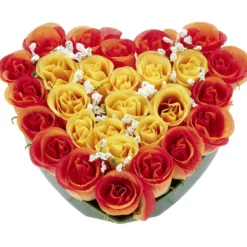 Coussin de fleurs artificiel forme coeur orange - 26 têtes