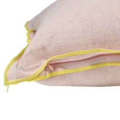 Coussin rectangulaire en lin et coton rose bord orange 30x50cm