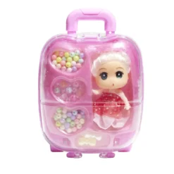 Mini poupée avec perles dans valisette H17,5cm