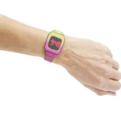 Montre unisexe digitale silicone multicolore Ø5x17,5cm (2 modèles)