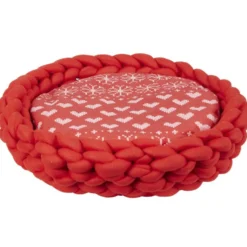 Panier de couchage avec galette rouge