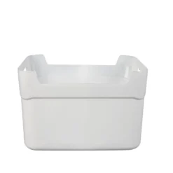 Panière en plastique coloré