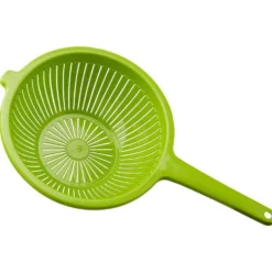 Passoire à queue plastique vert