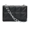 Sac pochette effet matelassée avec chaîne métal 20xH13cm - 2 modèles noir ou vert