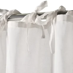 Voilage à nouettes polyester uni 140x240cm (2 modèles blanc ou rose)