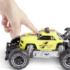 Voiture à friction lumineuse et sonore Racing Car - 3 coloris